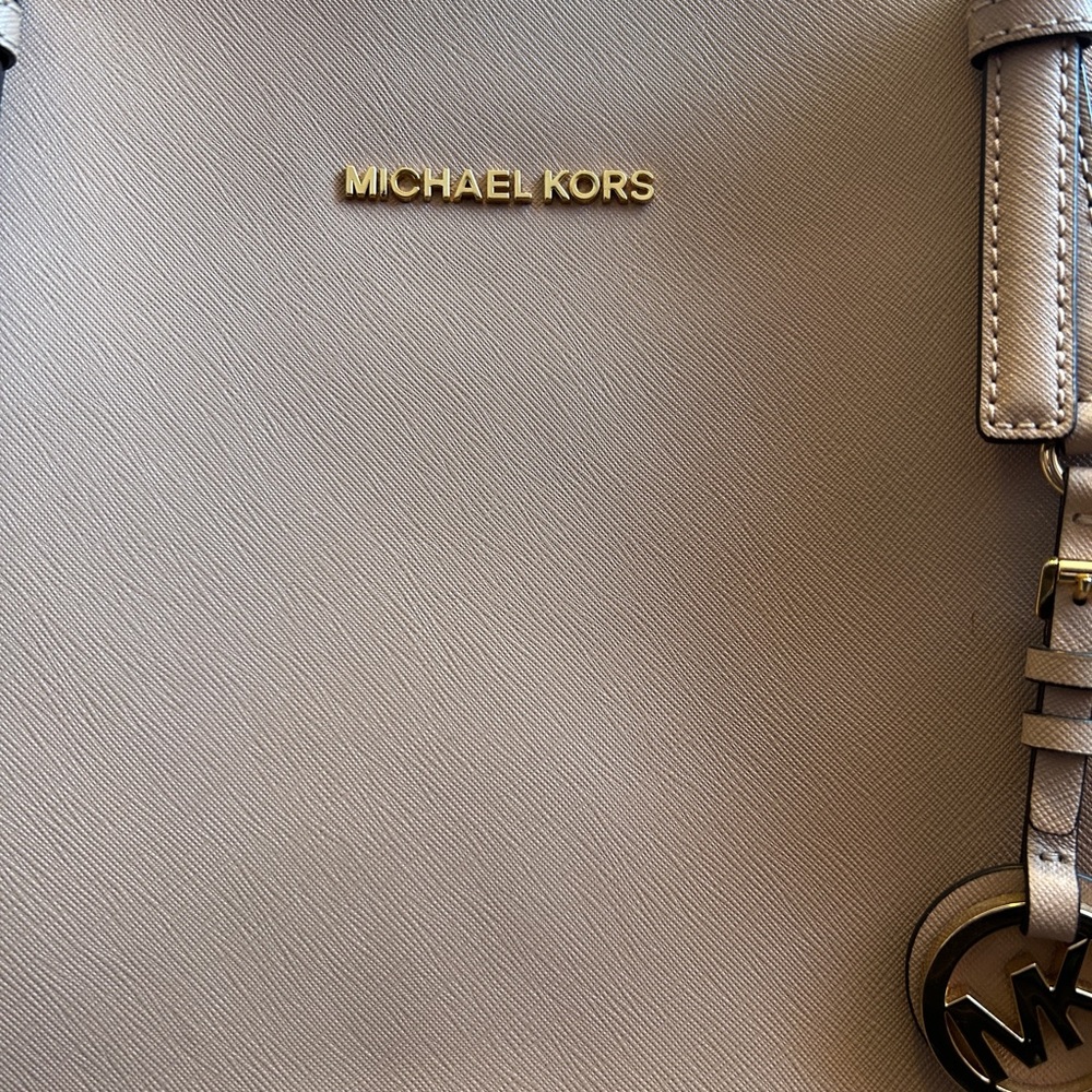 Michael Kors Blush Leather Tote - Picture 2 of 7